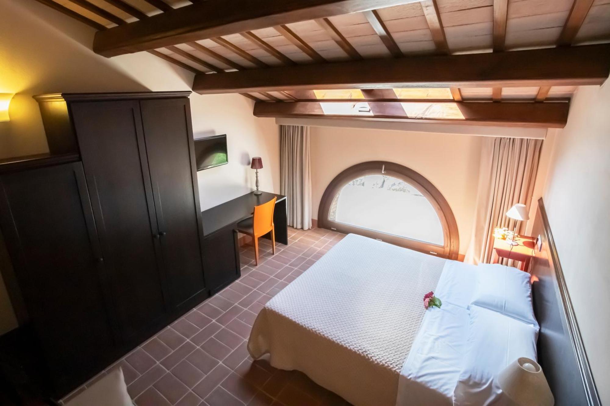 Collina Dei Poeti Hotel